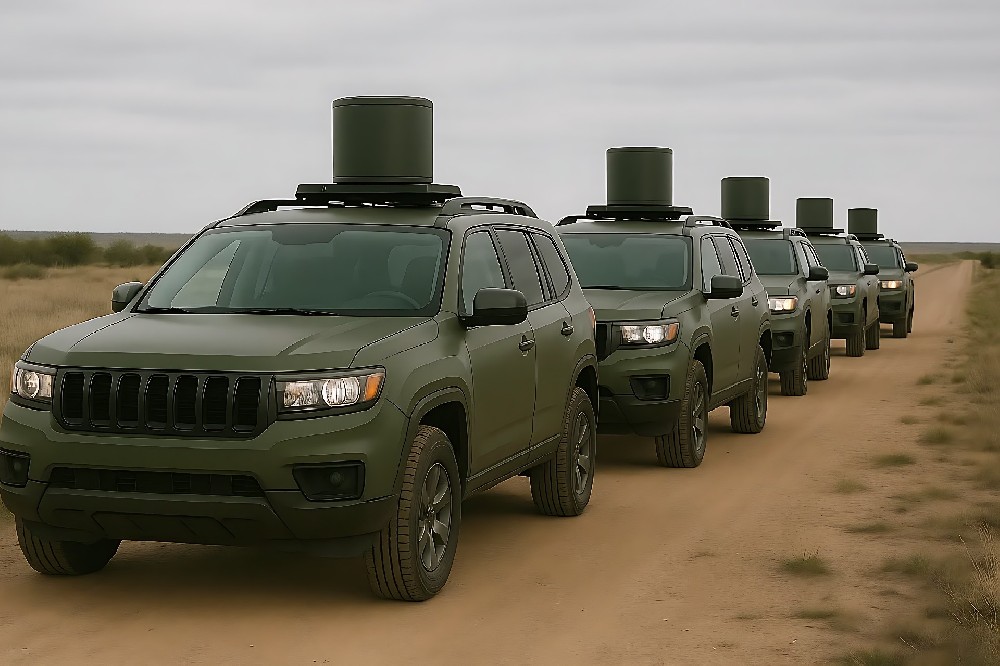 車載/機(jī)動式全頻段無人機(jī)干擾設(shè)備 車載/機(jī)動式全頻段無人機(jī)干擾設(shè)備